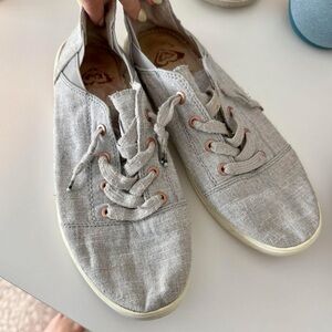 Gray Casual Lace-Up Sneakers